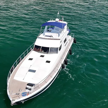 Bateau-hôtel Pruva Yacht