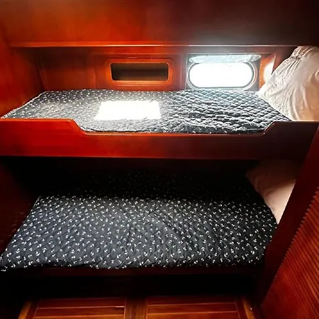 船上ホテル Pruva Yacht イスタンブール